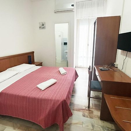 Hotel Caravan B&B Pesaro Zewnętrze zdjęcie