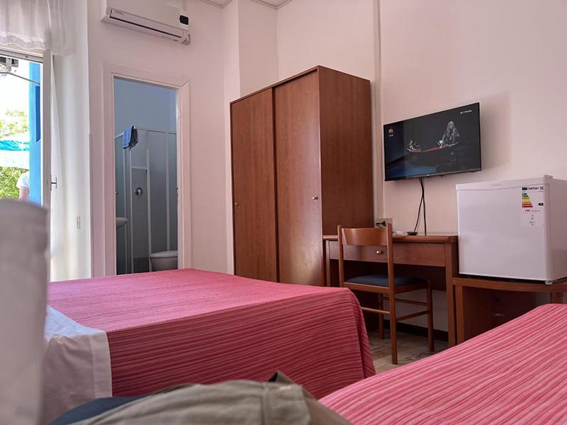 Hotel Caravan B&B Pesaro Zewnętrze zdjęcie
